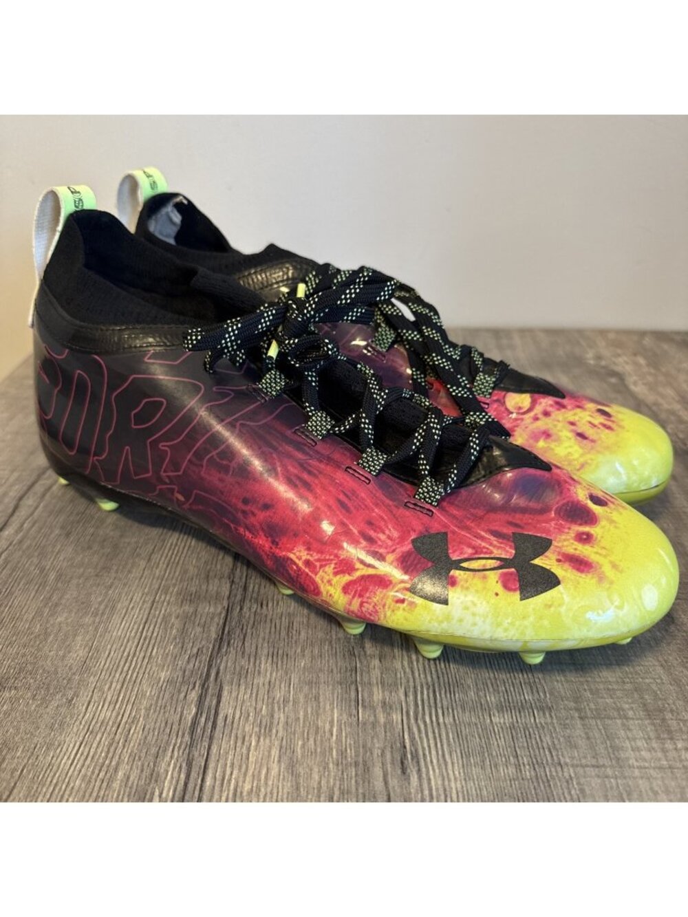 Under Armour Mens Spotlight Lux LE Drip Football Cleats Size 13.5 - 3023382-001